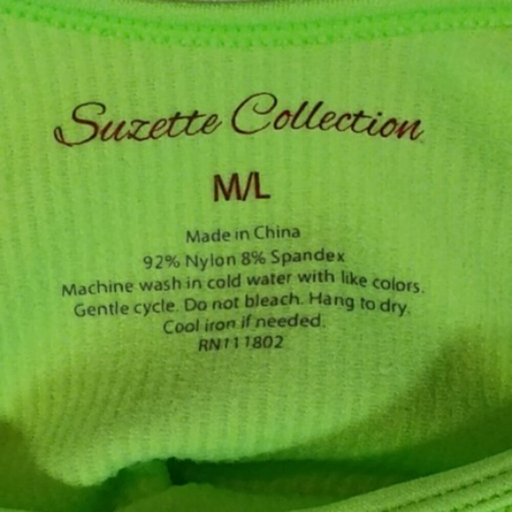 Sz. M/L Suzette Collection Tank Top - Picture 3 of 4